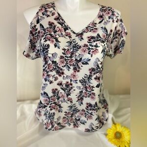 Hippie Rose~Pretty V-Neck Floral Cold Shoulder Top~Blue-Pink-Black-White~Size M
